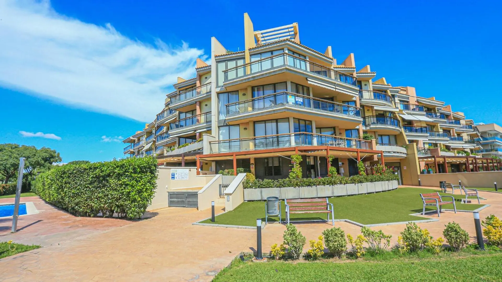 Ciutadella A Litoral Costa Dorada - Only Families Apartment Cambrils Spain