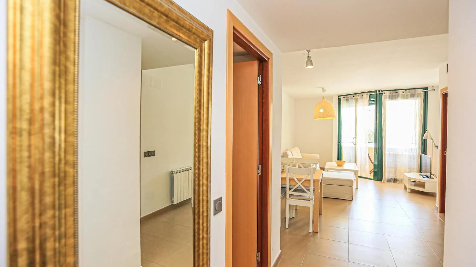 Ciutadella A Litoral Costa Dorada - Only Families Apartment Cambrils Spain