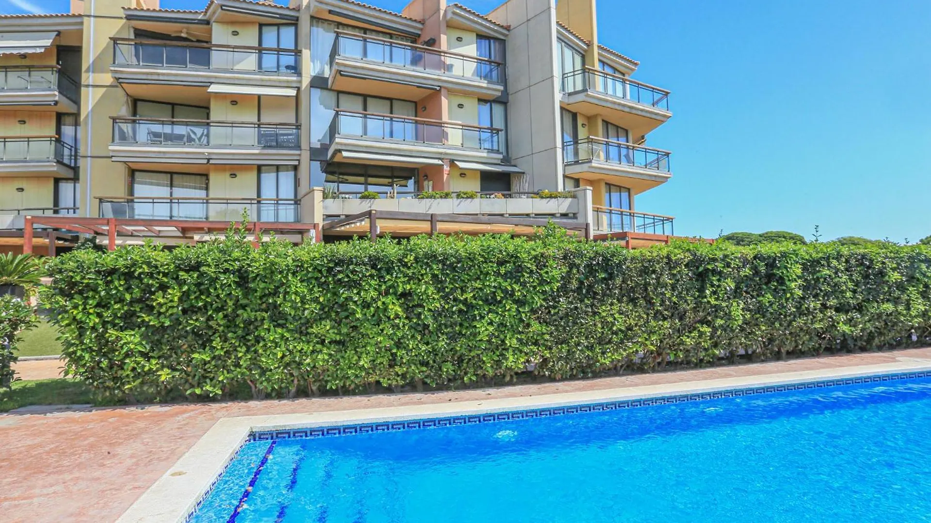 Ciutadella A Litoral Costa Dorada - Only Families Apartment Cambrils Spain